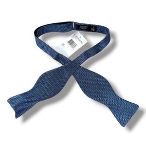 NWT Nordstrom Bow Tie Mens Blue Geometric 100% Silk Self-Tie Made in Italy